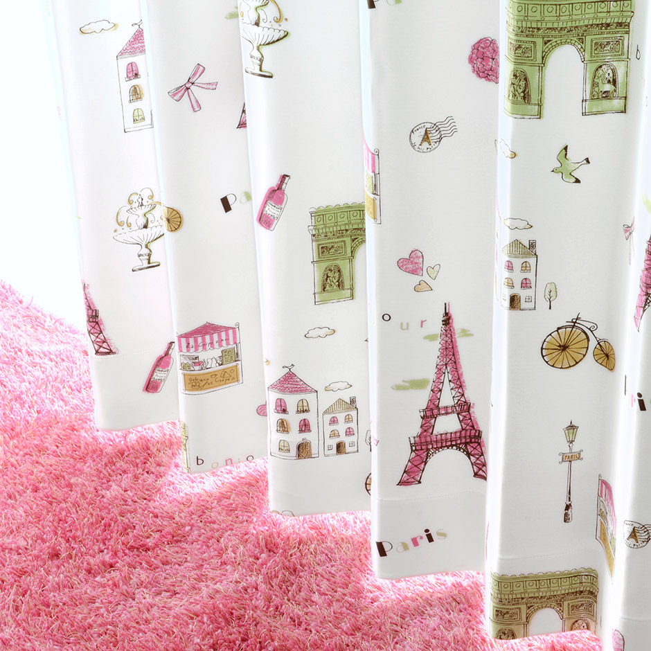 おしゃれなパリの街並みがプリントされた2級遮光カーテン　ＫＫ-408