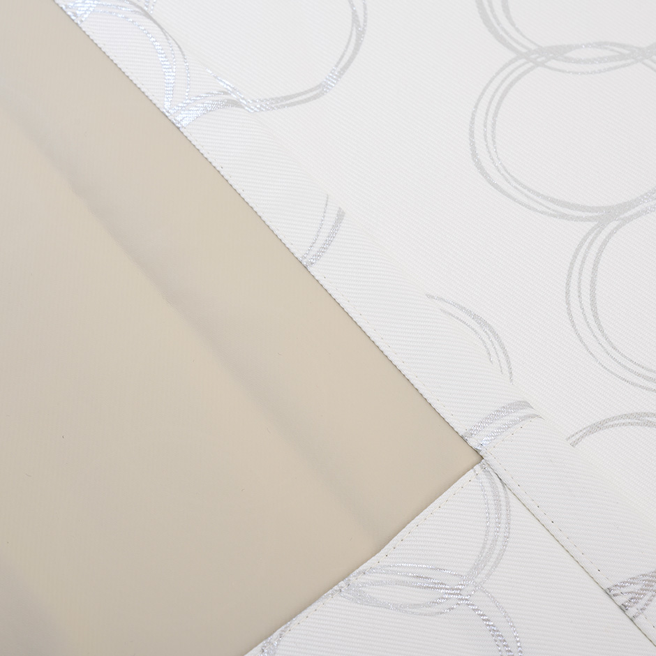 完全遮光カーテン　3320