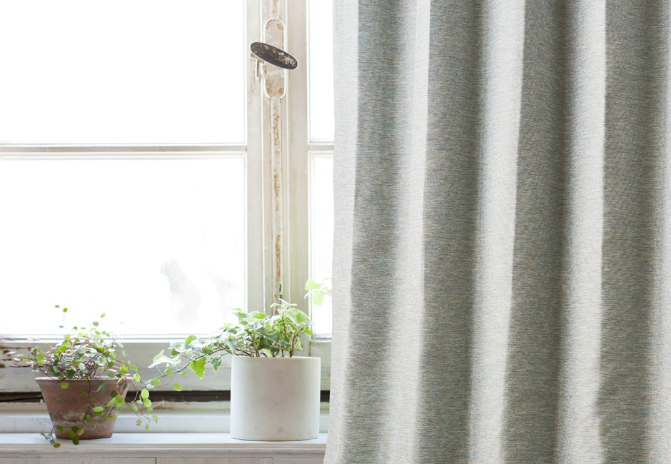 高級感のあるミックス調生地がおしゃれな2級遮光カーテン　FG2752