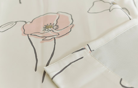 2級遮光カーテン　Ｄ-1184