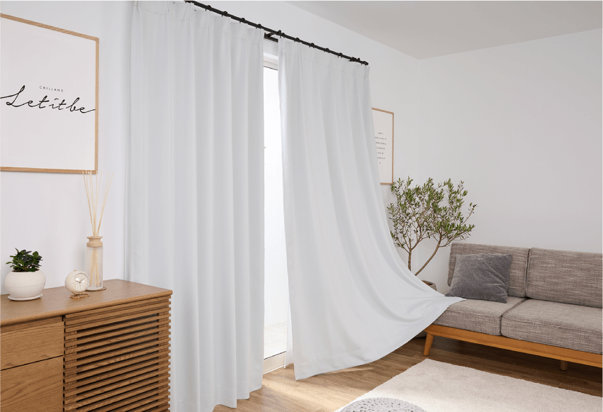 白を基調とした明るいお部屋に